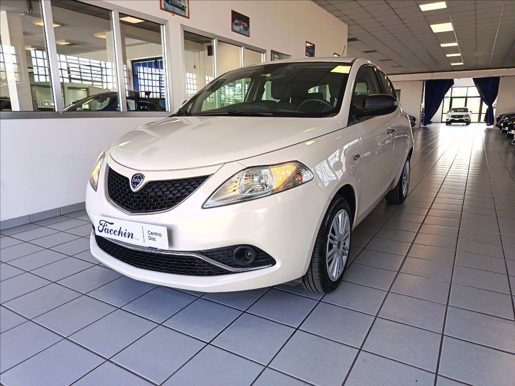LANCIA Ypsilon 1.2 Gold ecochic Gpl 69cv my16